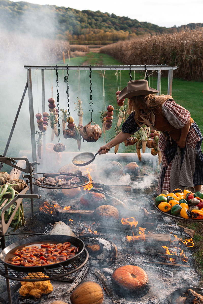 Sarah Glover Cook Up (and our favourite Honky Tonk band returns) on the ranch!